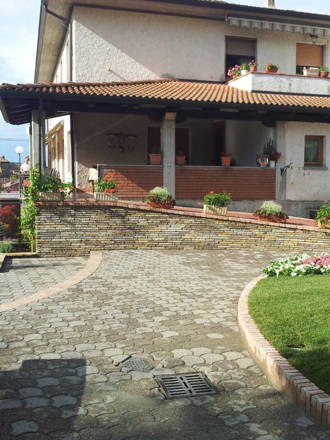 Ristorante Primula Bianca Hotel วาร์ซี ภายนอก รูปภาพ